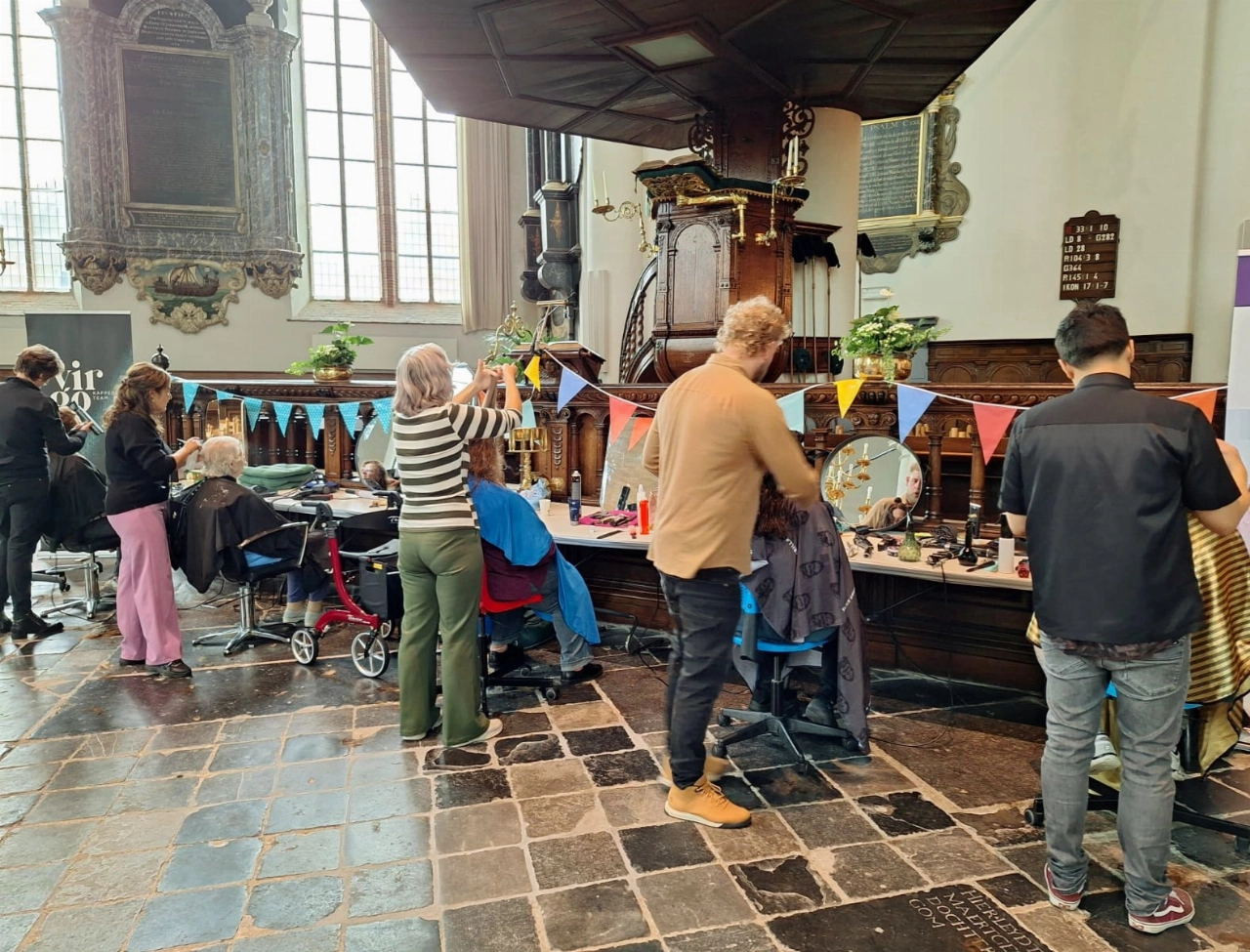 Succesvolle Sociale Kapsalon in de Groote Kerk